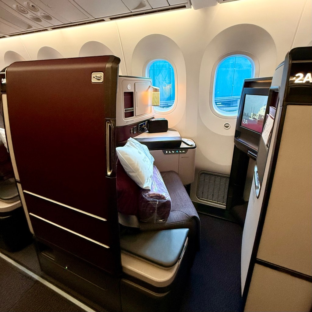 The Flight Review: Qatar Airways Boeing 787-9 Business Class with Mini&nbsp;Qsuites